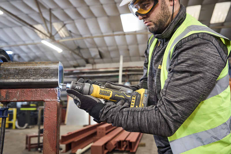 Flöskufræsari 18V XR 125mm compact