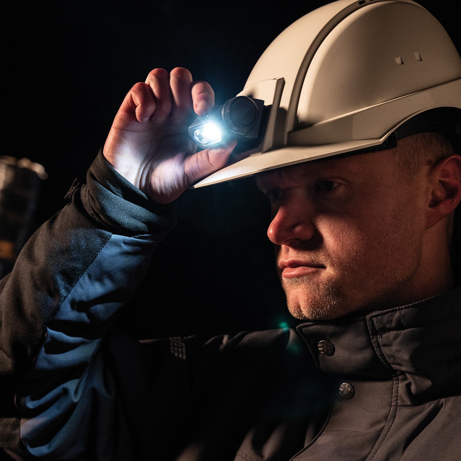 Höfuðljós á hjálm Horizon, með skynjara