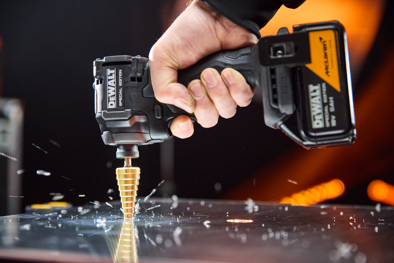 Borvél og skrúfvél 2 x 5,0Ah- McLaren Edition