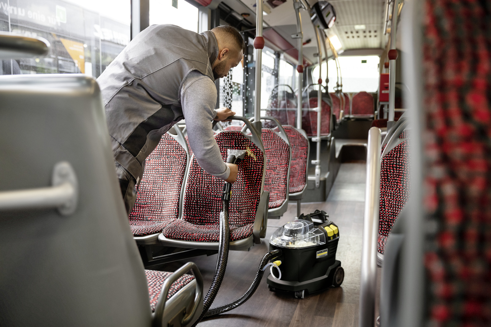 Djúphreinsivél Puzzi 8/1 afmælisútgáfa