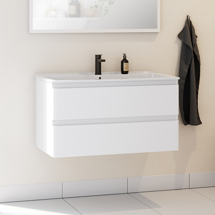 Innréttingar & tæki f/verktaka