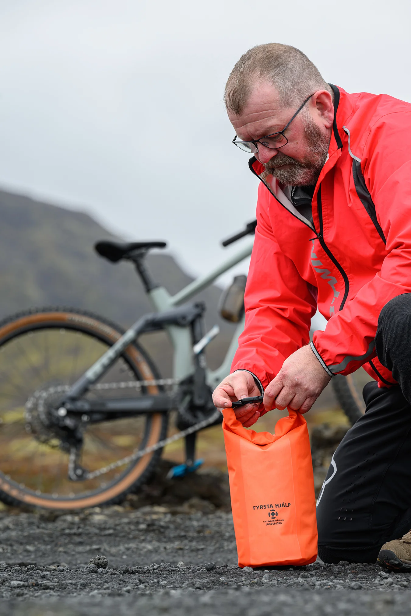 Vatnsheldur sjúkrapoki Landsbjörg