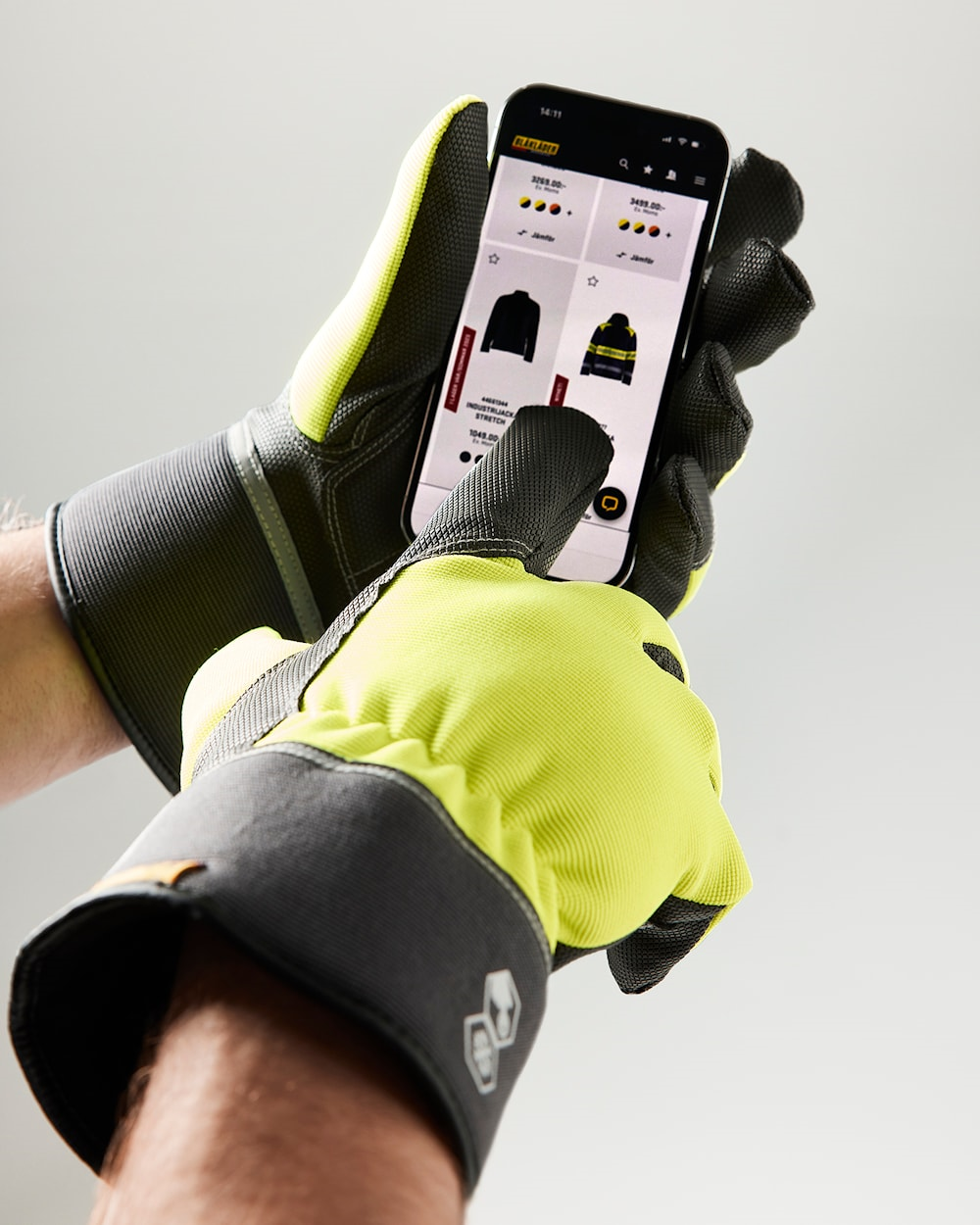 VINNUHANSKAR FÓÐR.  10