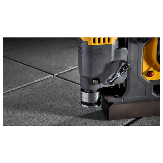 Segulborvél 18V XR 50mm