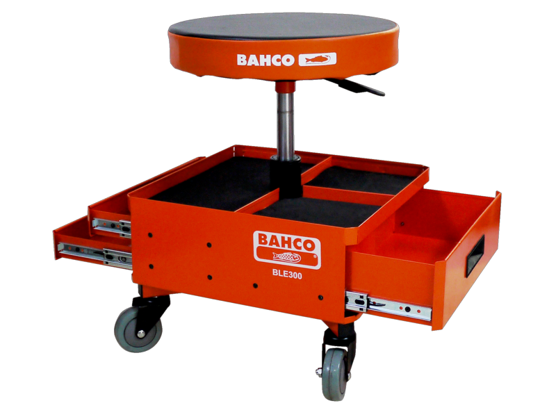 Hjólastóll - með skúffum