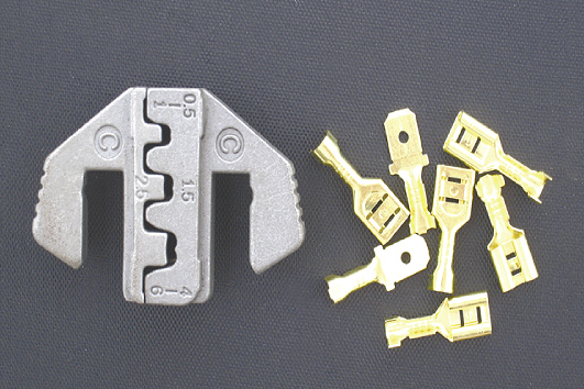 Kjaftur fyrir skótöng