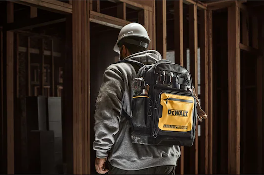Dewalt pro bakpoki