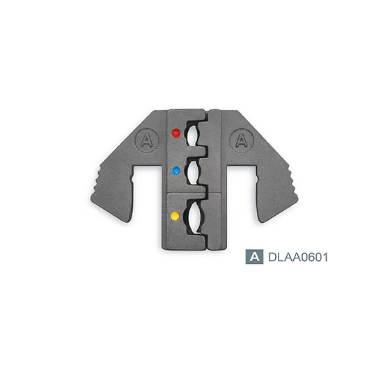 A. Strengskór með einangrun